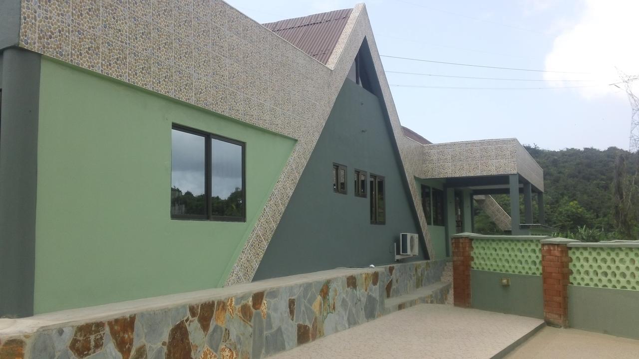 Mama Lee'S Lodge Yamoransa Exterior foto